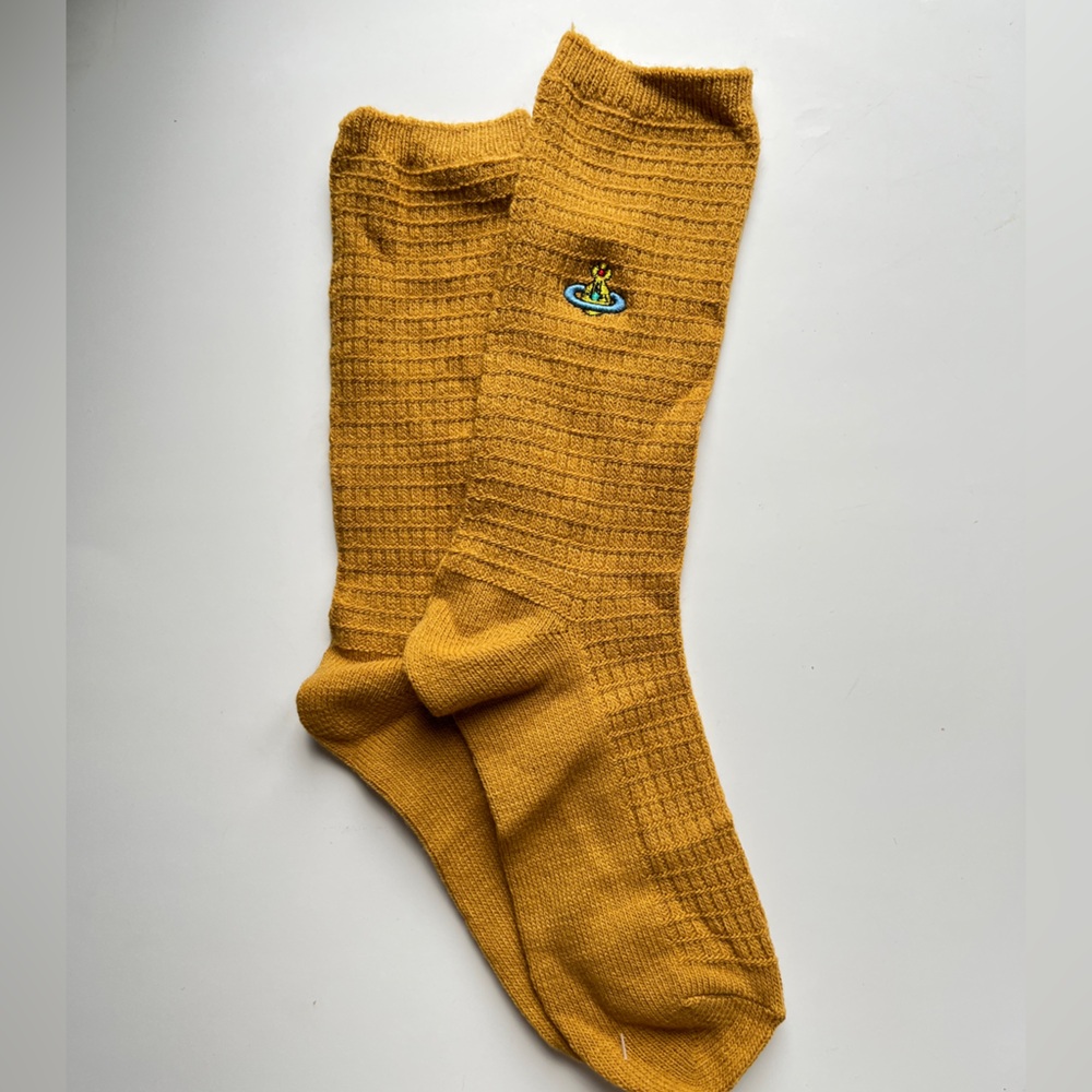 NWOT Vivienne Westwood Mustard Casual Socks